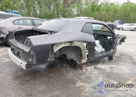 2016 Dodge Challenger R/T Shaker from USA, damaged, VIN 2C3CDZBT4GH131682